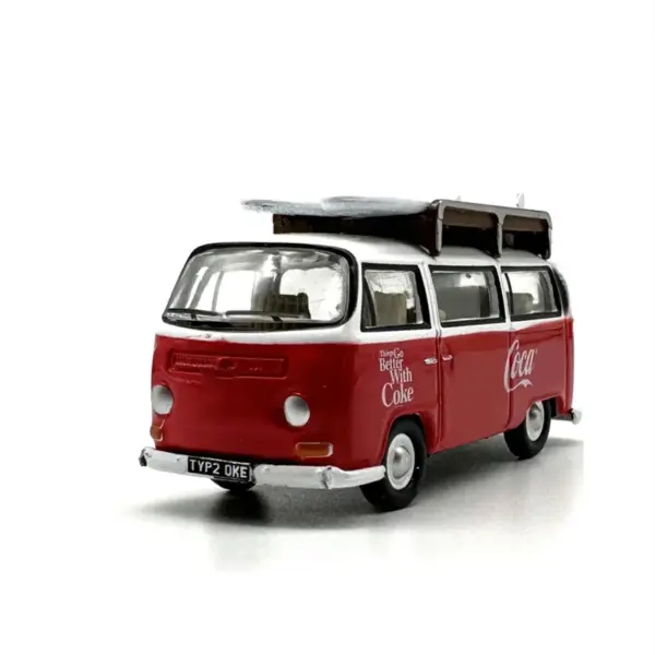 1:76 Diecast Coca-Cola Tourist Bus Model - Image 2