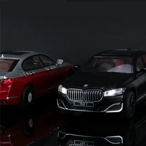 1/24 Scale Alloy 7 Series 760 LI Model Car - Image 5