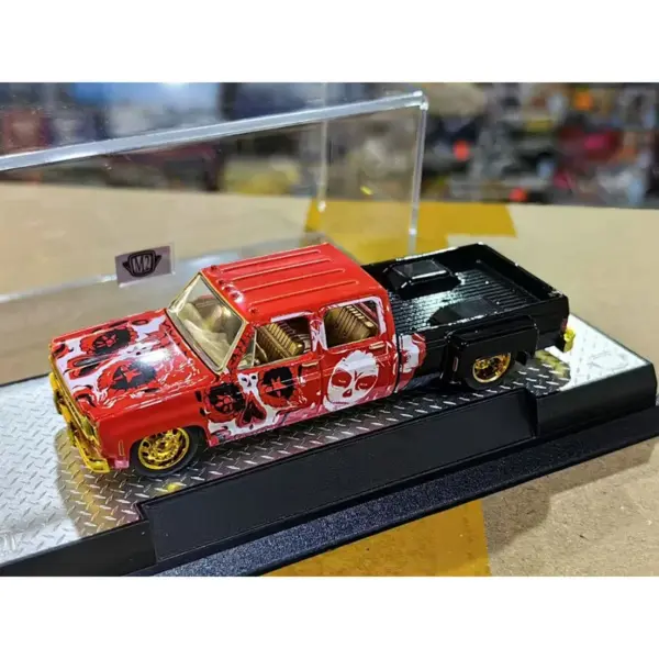 1/64 Mooneye 1973 Coke Pickup Truck Model - Image 3