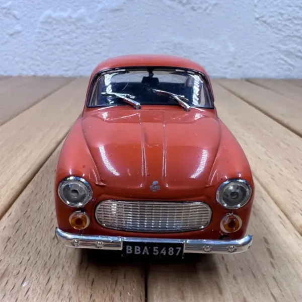 Polish FSM 105 1:43 Scale Diecast Car Model Flaws - Image 4