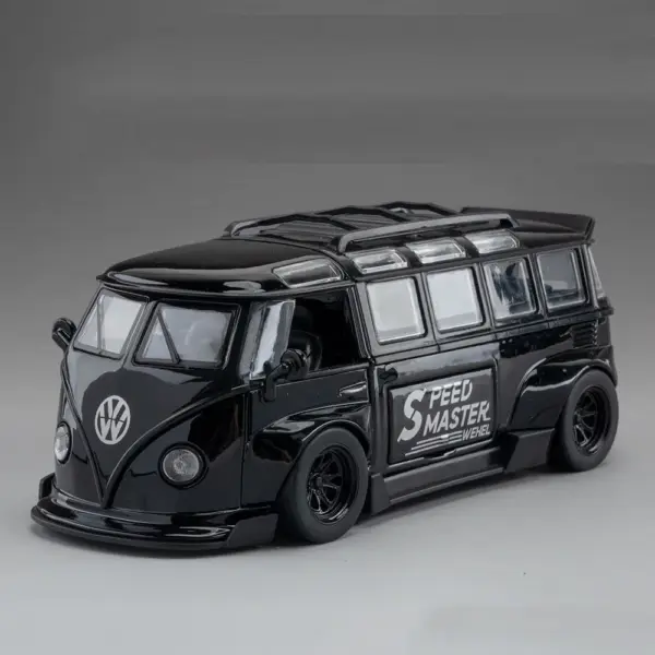 1:32 Scale T1 Bus Diecast Model Car - Image 10