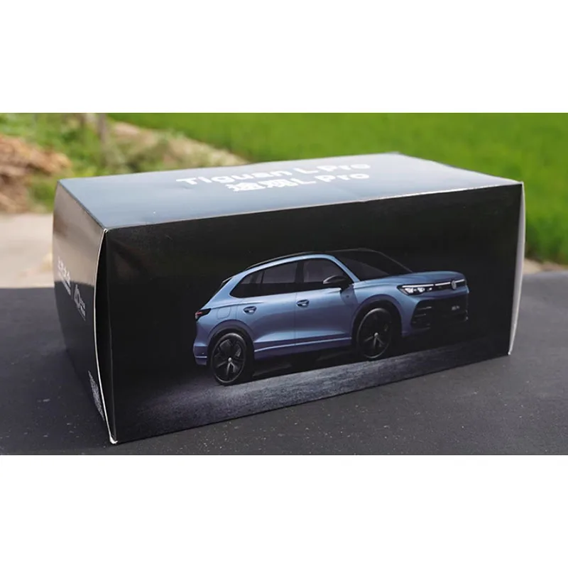 VW Tiguan L PRO 2024 Diecast Model Car 6 VW Tiguan L PRO 2024 Diecast Model Car - Image 6