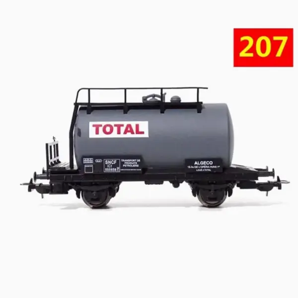 HO Scale 1/87 Diecast Alloy Oil Tanker Model - Image 9