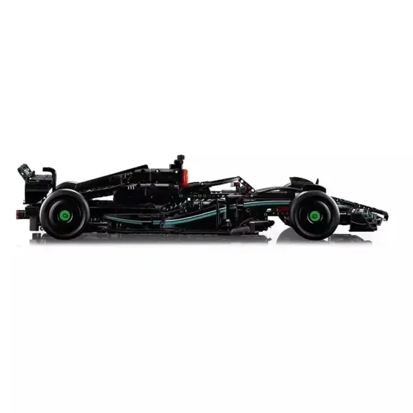 F1 W14 E Performance Building Kit 1642pcs - Image 4