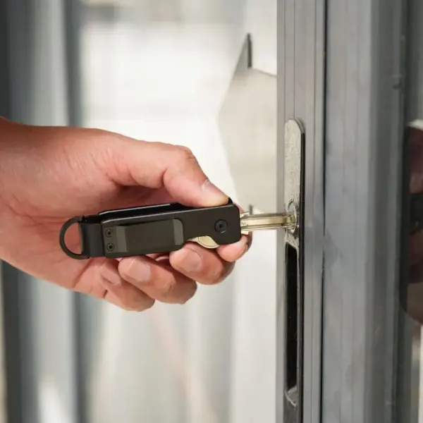 Aluminum Key Organizer for 2-5 Keys - Image 4