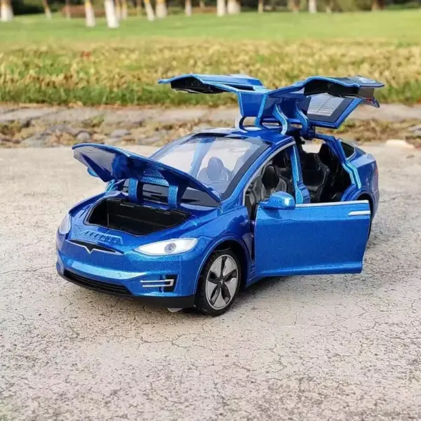 1:32 Alloy Model X S SUV Diecast Car - Image 15
