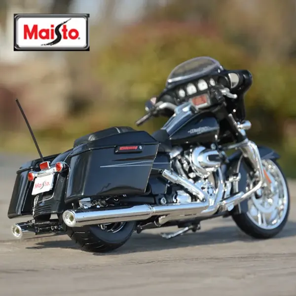 Maisto 1:12 Harley-Davidson Diecast Motorcycle Model - Image 2