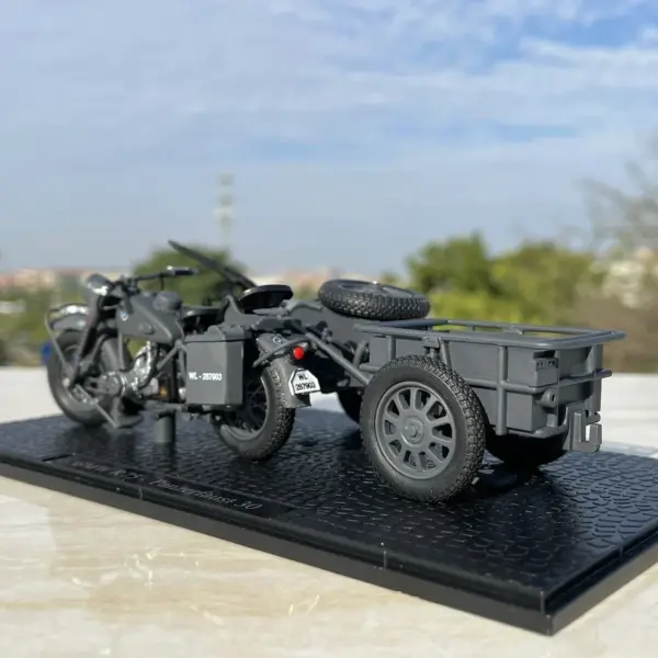 German R75 Side Tricycle Diecast Model 1:24 - Image 2