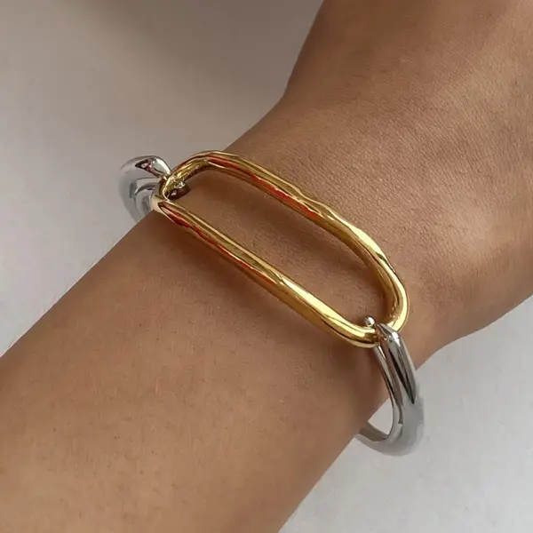 Geometric 18K Gold Stainless Steel Bangle - Image 2