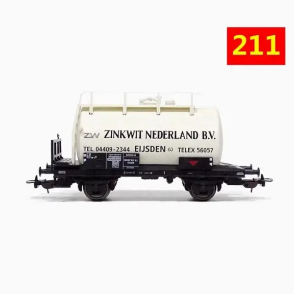 HO Scale 1/87 Diecast Alloy Oil Tanker Model - Image 8