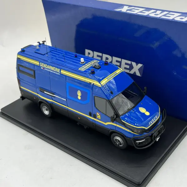 Perfex 1:43 Resin IVECO Daily Fire Rescue Model - Image 5