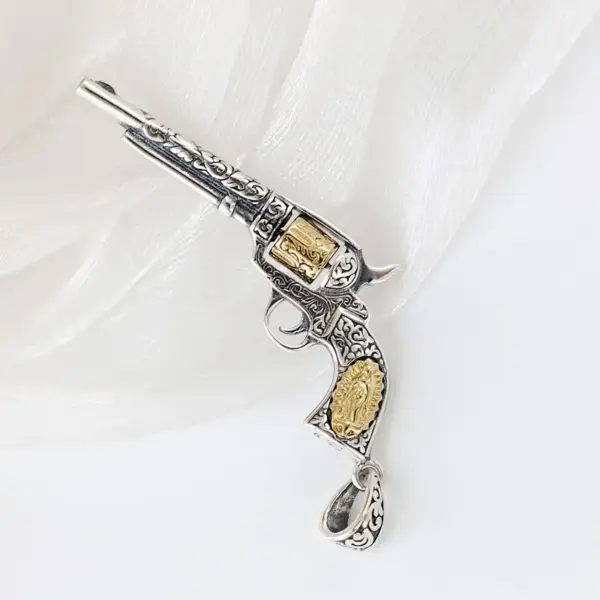 Vintage Revolver 925 Sterling Silver Pendant