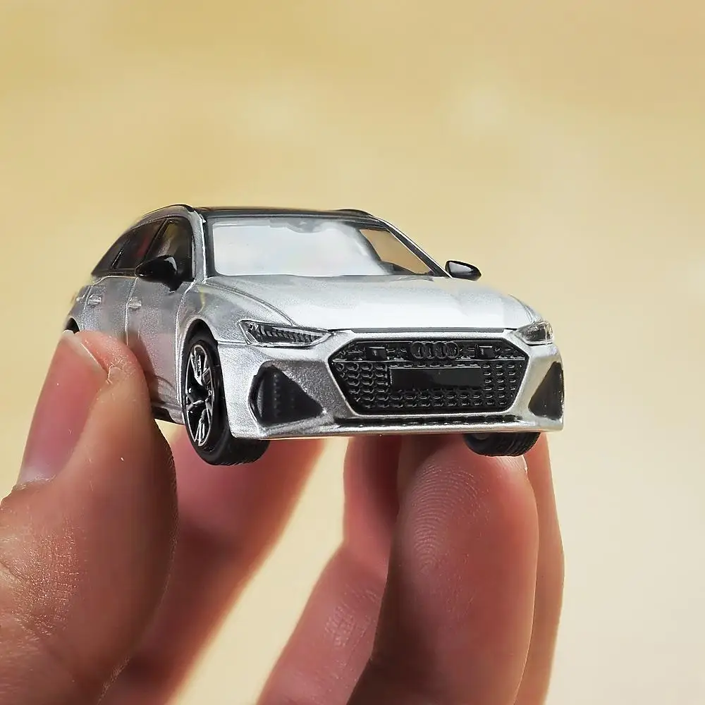 1:64 Audi RS6 Quattro Alloy Diecast Car 3 1:64 Audi RS6 Quattro Alloy Diecast Car - Image 3