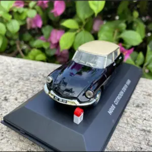 CITROEN DS19 1956 Scale Model with Flaws 8 Sf84cbd0643fb4a4a98b3dee2b109247dY