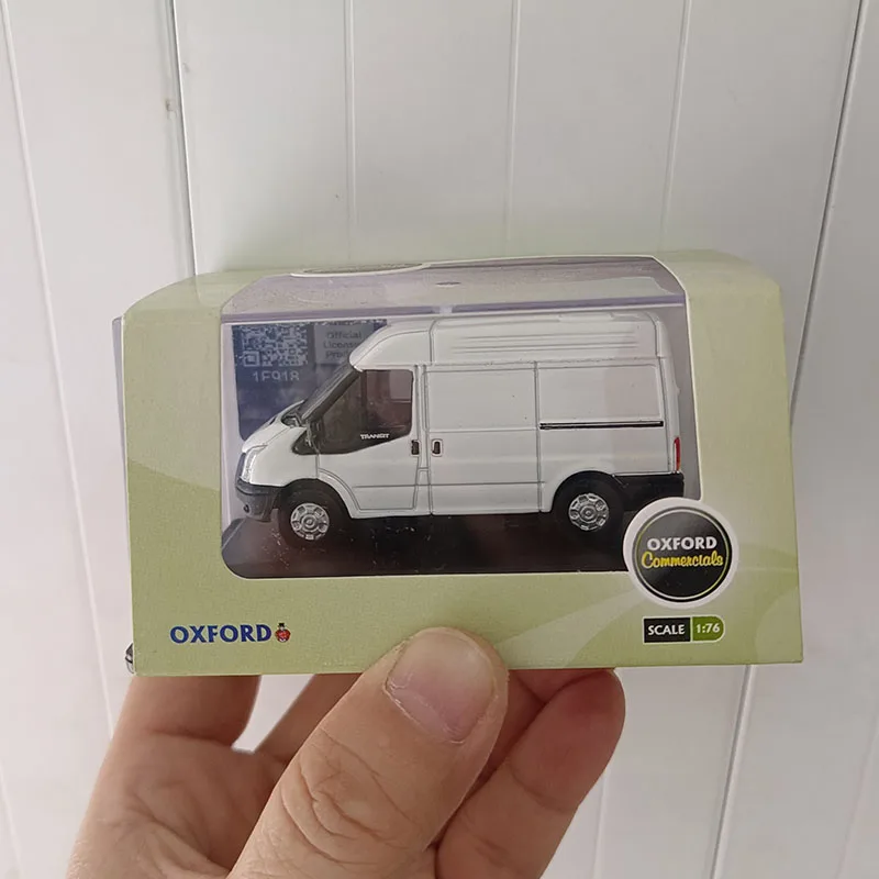 Ford Transit Truck Diecast Model 1:76 Scale 2 Ford Transit Truck Diecast Model 1:76 Scale - Image 2