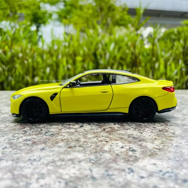 1:32 BMW 850I M4 G82 Z4 Diecast Model Car - Image 2