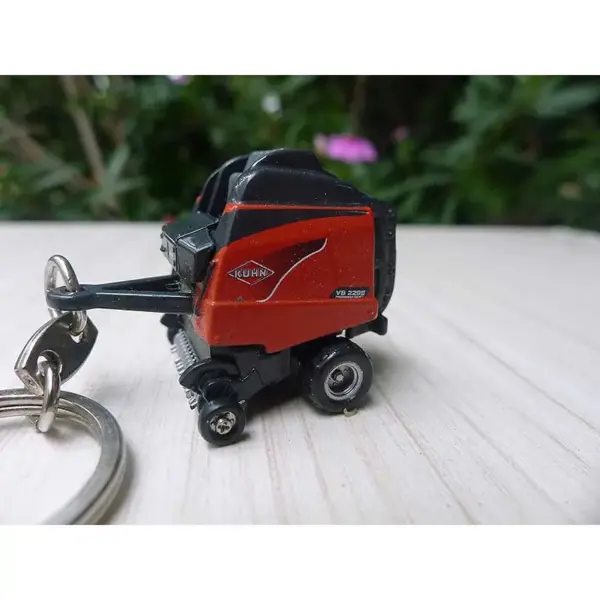 Kuhn VB 229S Forage Baler Alloy Keychain - Image 4