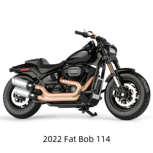 Maisto 1:18 Harley Davidson Fat Bob Model - Image 7