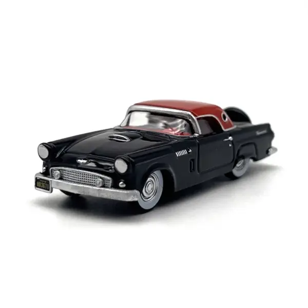 1:87 Scale 1956 Ford Thunderbird Diecast Model - Image 2
