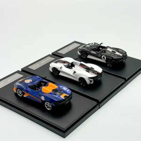 McLaren Elva 1:64 Diecast Alloy Car Model - Image 5