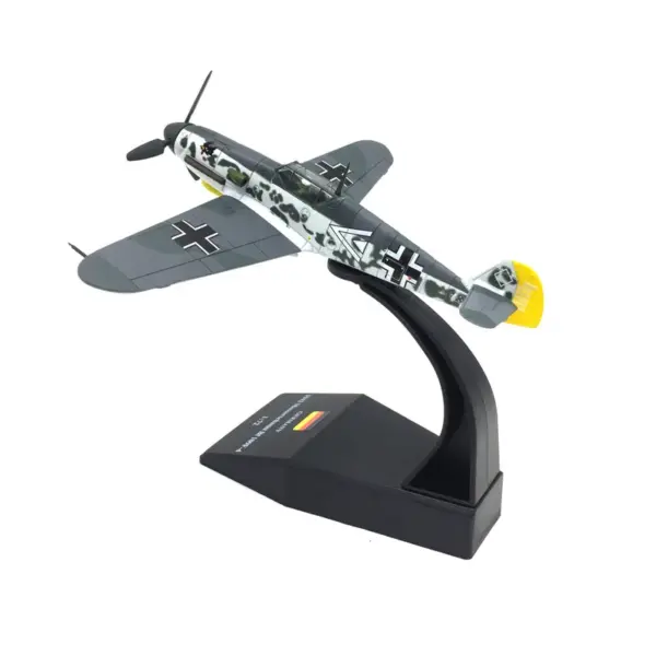 1/72 Scale U.S. Navy F4U Fighter Model - Image 13