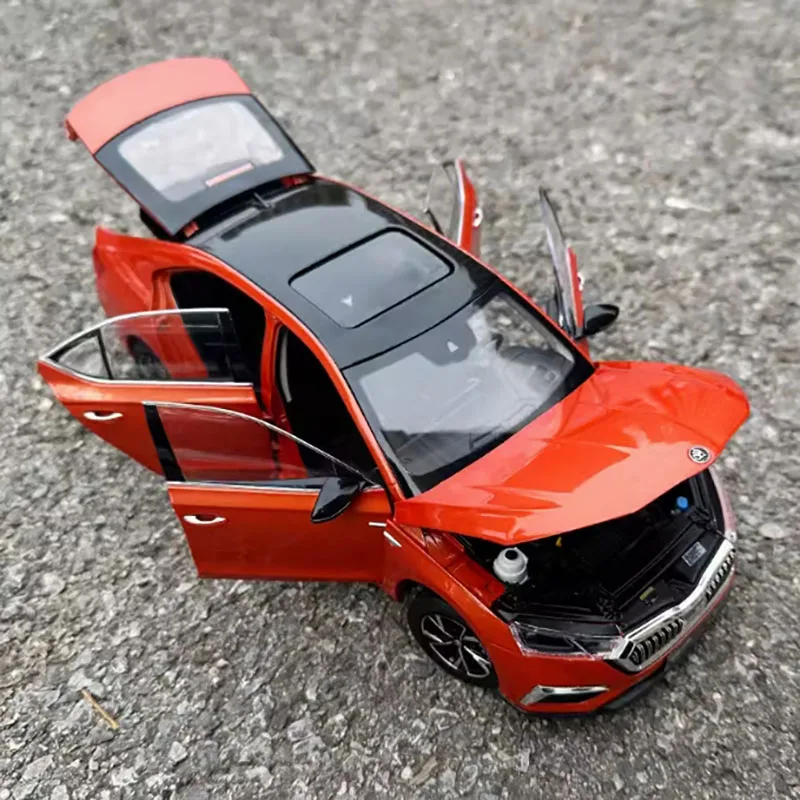 Skoda Octavia PRO 2021 Diecast Model Car 3 Skoda Octavia PRO 2021 Diecast Model Car - Image 3