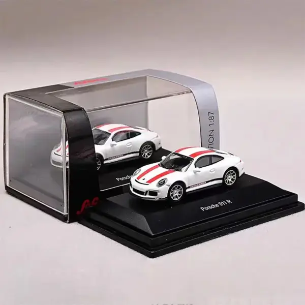 Diecast Porsche 911 R 924 Model 1:87 Scale - Image 4