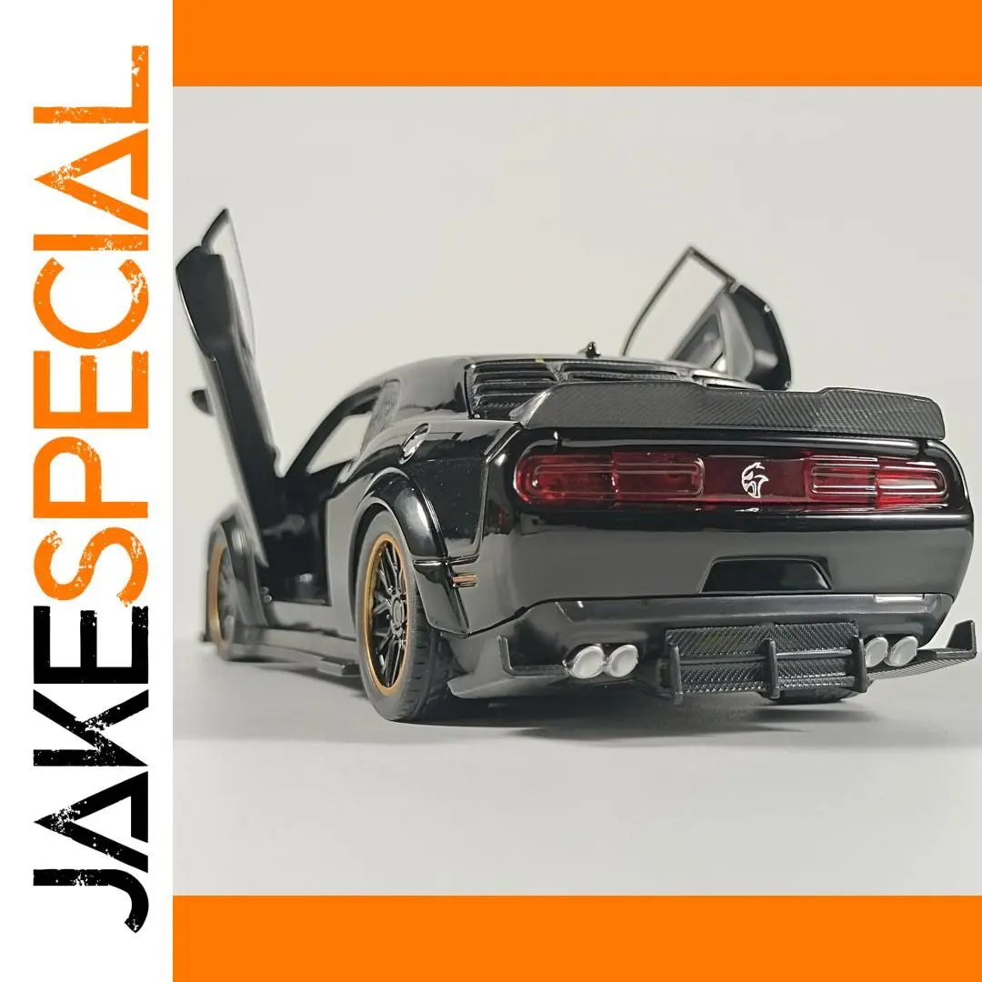 1:32 Dodge Challenger SRT Hellcat Model 1 1:32 Dodge Challenger SRT Hellcat Model