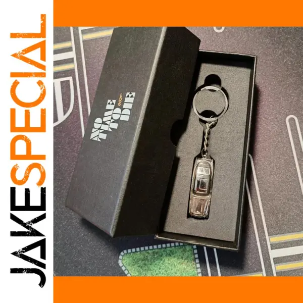 1:87 Scale Silver DB5 V8 Alloy Car Keychain
