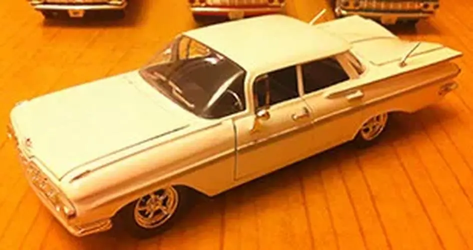 Diecast Alloy 1/32 1959 Impala Model Car 6 Diecast Alloy 1/32 1959 Impala Model Car - Image 6