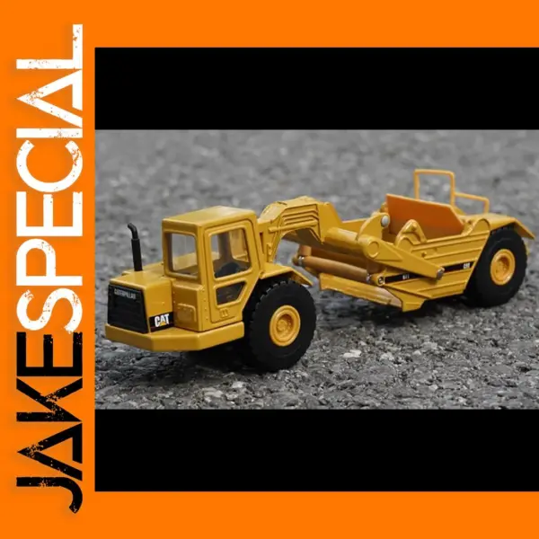 1/64 Scale CAT 611 Wheel Tractor Model