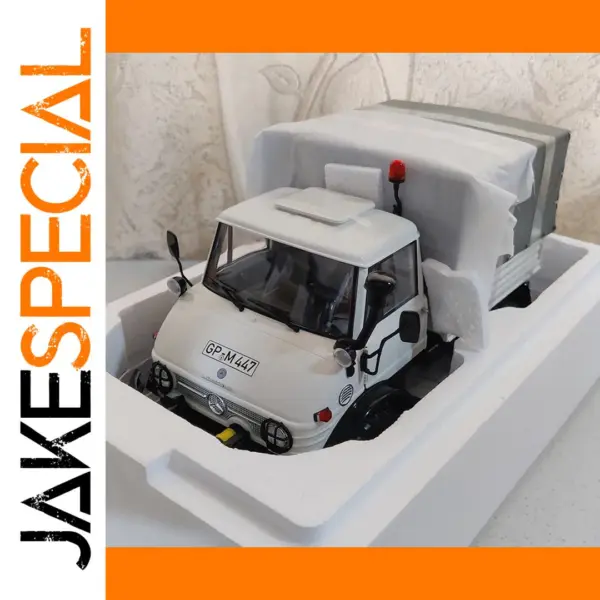 Benz Unimog 406 Diecast 1:18 Model Car
