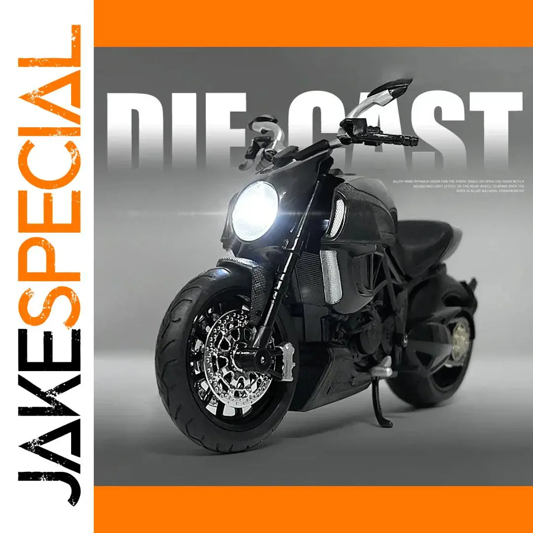 1:12 Ducati Diavel Carbon Red Motorcycle Model 1 1:12 Ducati Diavel Carbon Red Motorcycle Model
