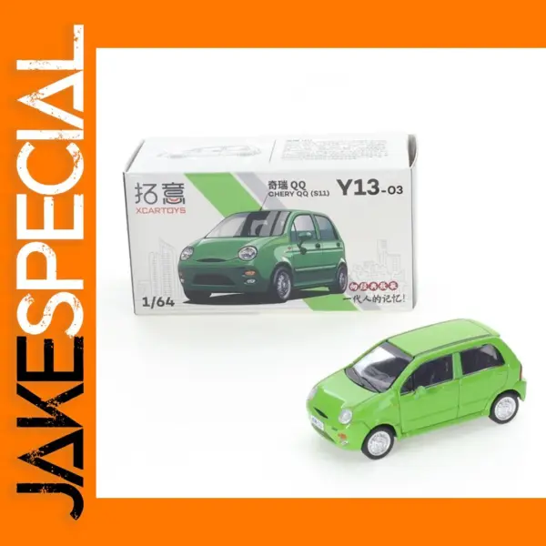 Charming 1/64 Scale Green Chery QQ Model