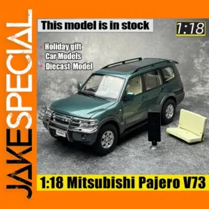 1:18 Mitsubishi Pajero V73 Diecast Model Car