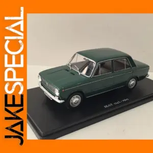 IXO 1:24 SEAT 124L 1969 Alloy Diecast Model Car