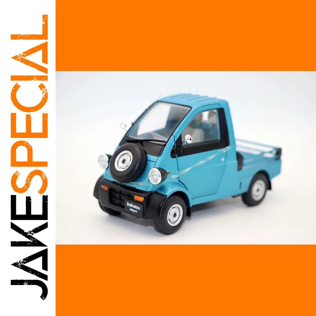 Daihatsu Midget II 1996 Diecast Model 1/24 Scale 1 Daihatsu Midget II 1996 Diecast Model 1/24 Scale