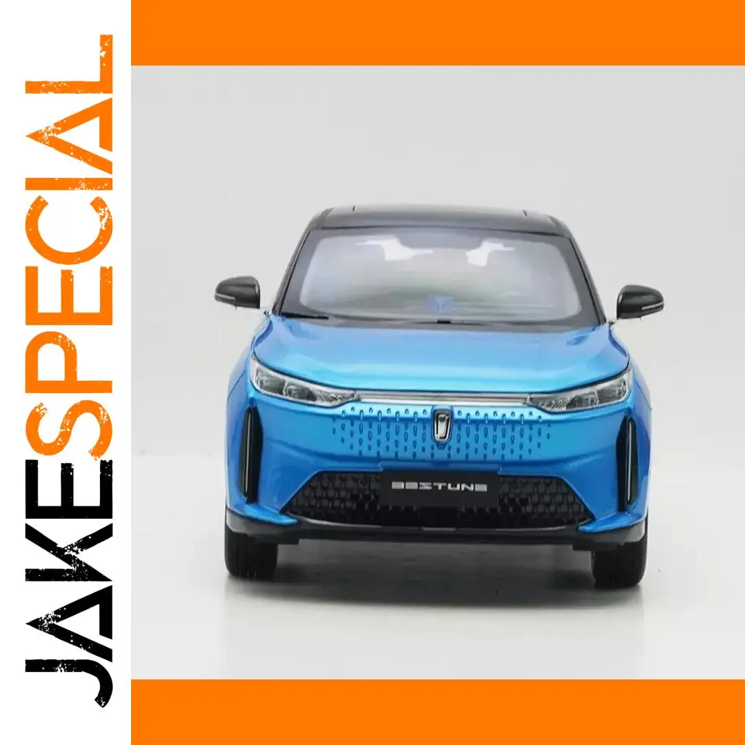 1:18 Scale Alloy Car Model Collector's Ornament 1 1:18 Scale Alloy Car Model Collector's Ornament