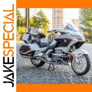 1:11 Honda Gold Wing GL800 Diecast Motorcycle Model