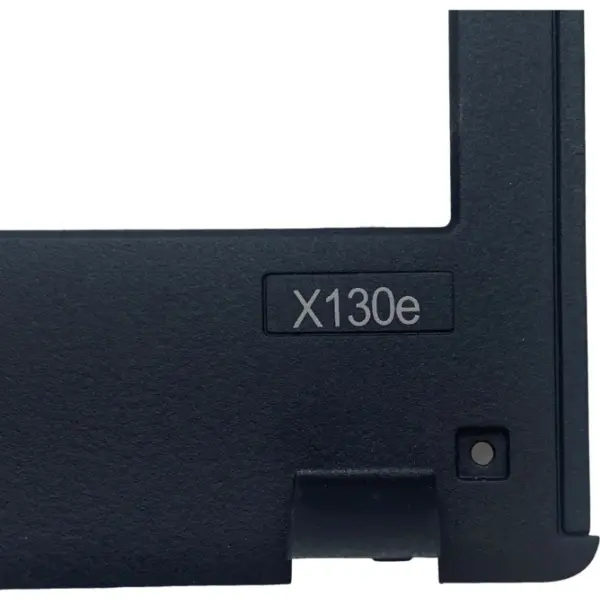 Lenovo ThinkPad X131e LCD Front Frame Shell - Image 4