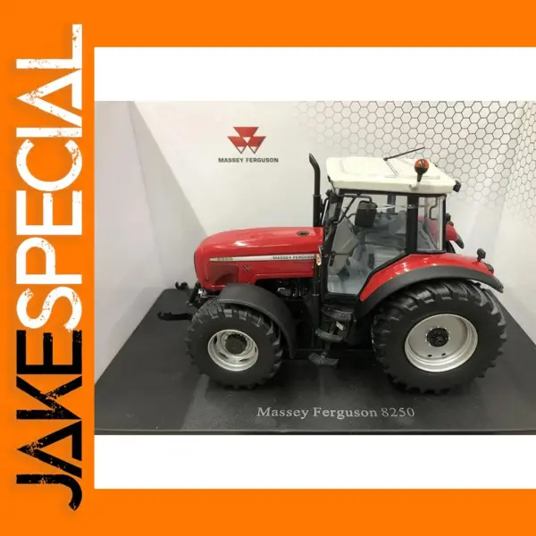 Massey Ferguson 8250 1:32 Scale Model Tractor