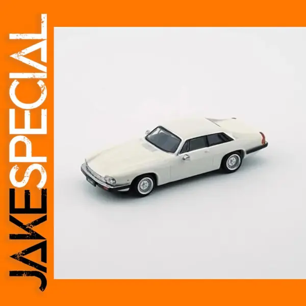 1:64 Scale Jaguar XJS 1984 Diecast Model