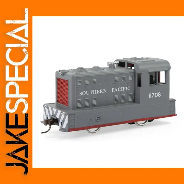 Southern Pacific HO Scale Model Locomotive