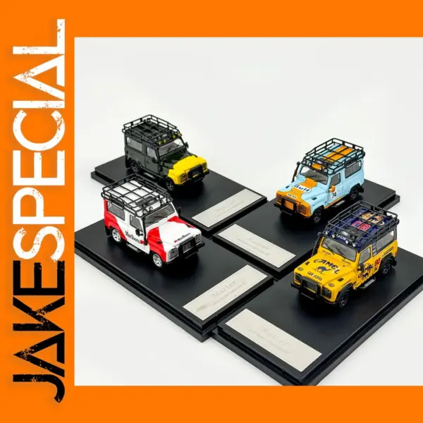 Master 1:64 Diecast Land Rover Defender 90