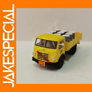 Diecast 1:43 Van Pickup Model by Bburago