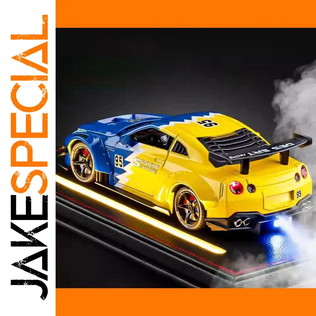Nissan GTR R35 1:24 Diecast Model Car 1 Nissan GTR R35 1:24 Diecast Model Car