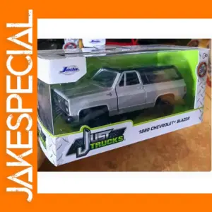 1:32 Diecast Alloy Car Model PRO-4X & Blazer