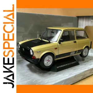 Bburago 1:18 Scale A112 Diecast Car Model