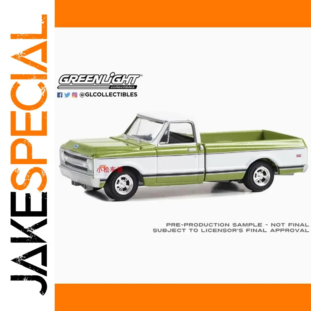 1972 Chevrolet C-10 Custom Diecast Model 1:64 1 1972 Chevrolet C-10 Custom Diecast Model 1:64