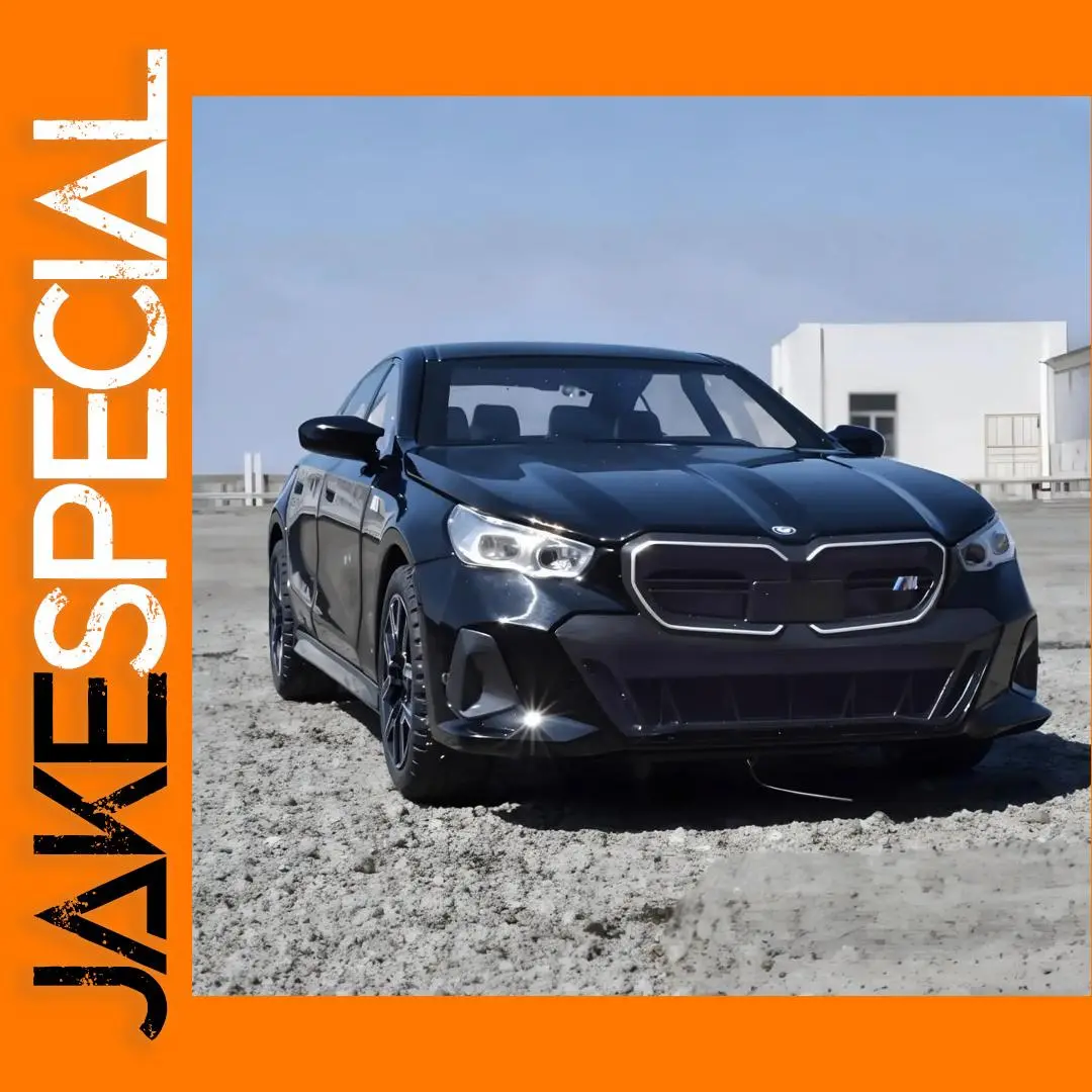 1:24 BMW I5 M60 Xdrive Diecast Model Car 1 1:24 BMW I5 M60 Xdrive Diecast Model Car